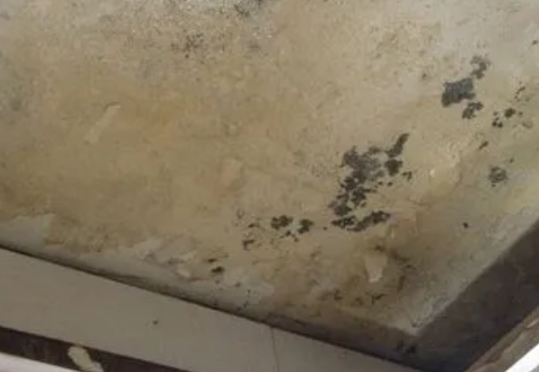 苏家屯阳台漏水维修公司分享下苏家屯卫生间渗水维修需要注意哪些问题。